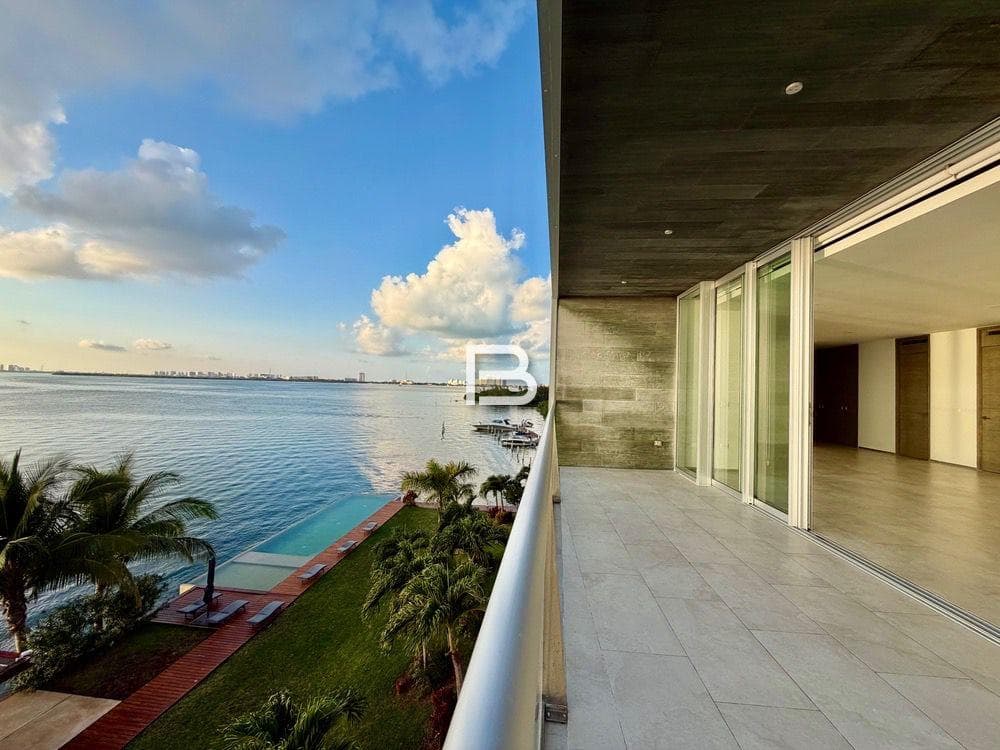 APARTMENT FOR RENT IN ISLA DORADA, CANCUN