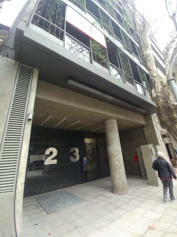 STUDIO APARTMENT/OFFICE FOR SALE WITH BALCONY OVERLOOKING JB JUSTO Y VERA—SUITABLE FOR PROFESSIONAL USE