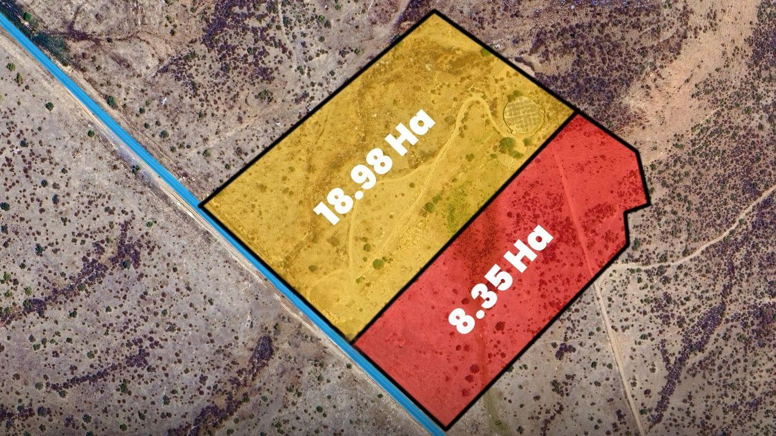 Two plots of land for sale on the road to La Colorada