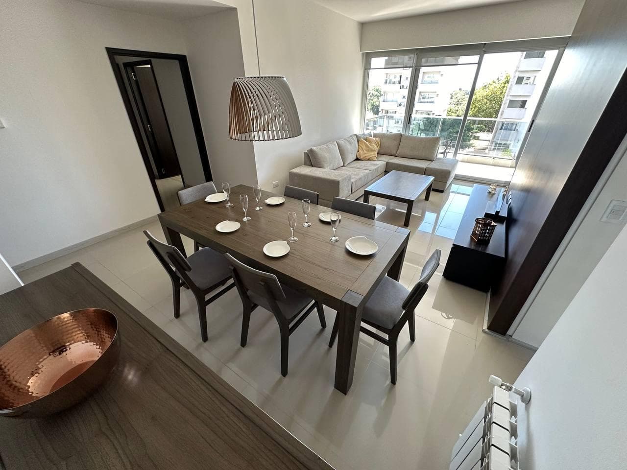 3-ROOM APARTMENT FOR SALE IN DOWNTOWN QUILMES—OPEN HOUSE—WITH GARAGE