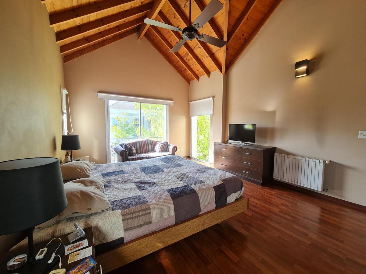 House for Sale in Talar Del Lago I