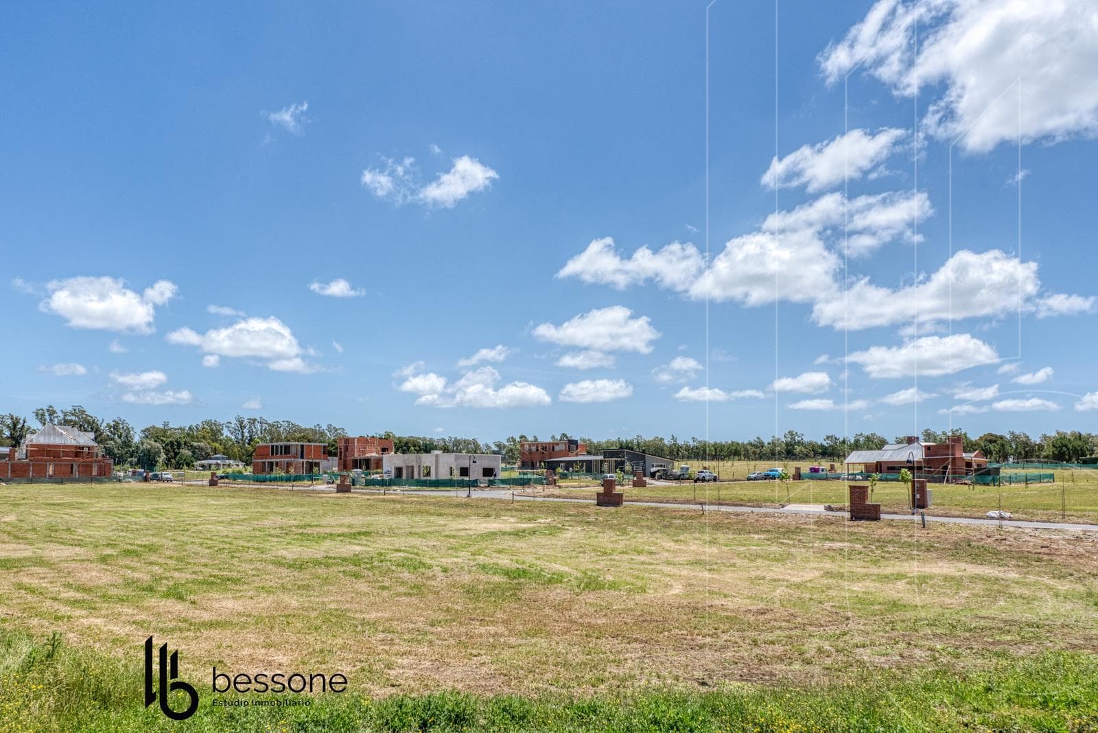 LAND IN MAR DEL PLATA COUNTRY CLUB
