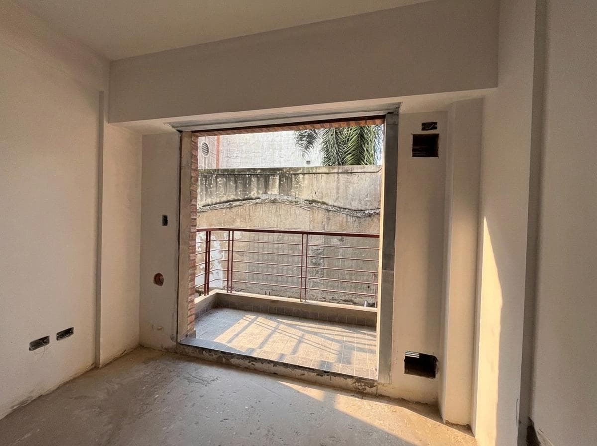 One-room apartment with a balcony and patio - Almagro, for sale