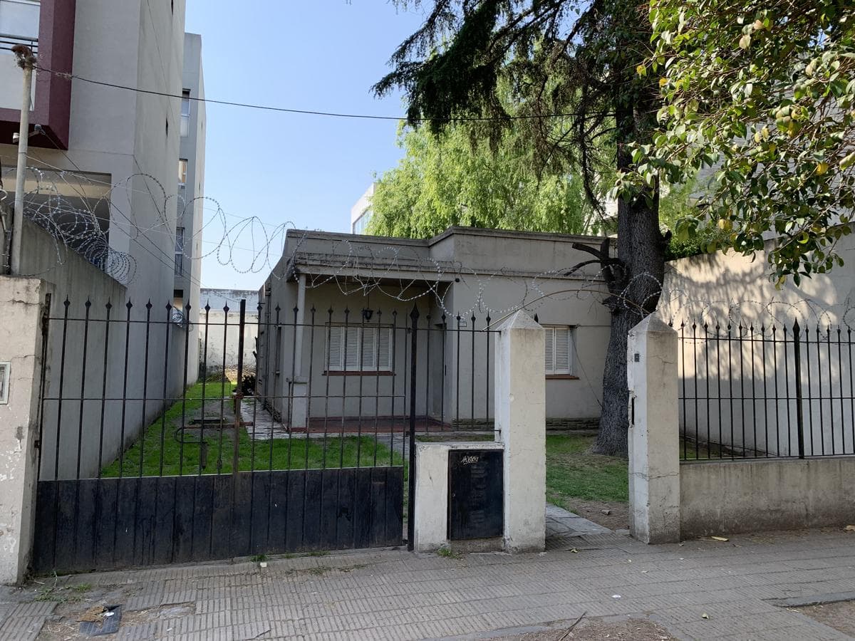 House - Downtown (Moreno)