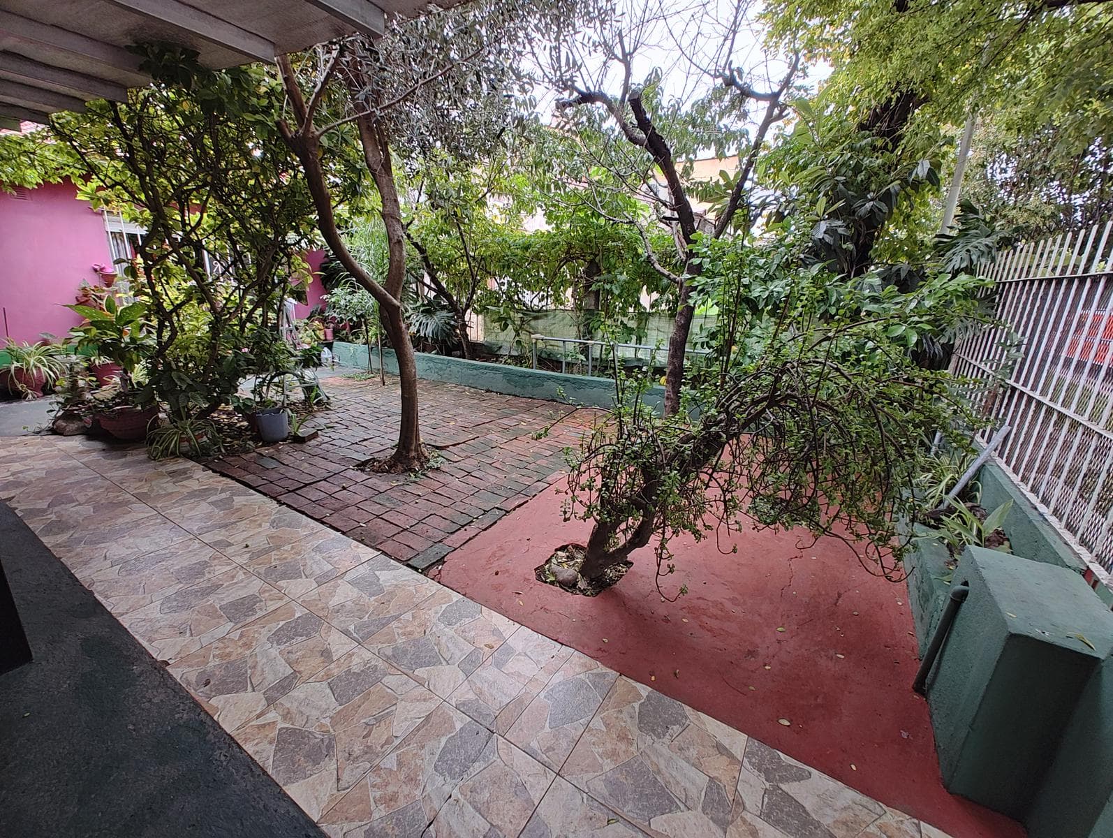 House in Gregorio de Laferrere