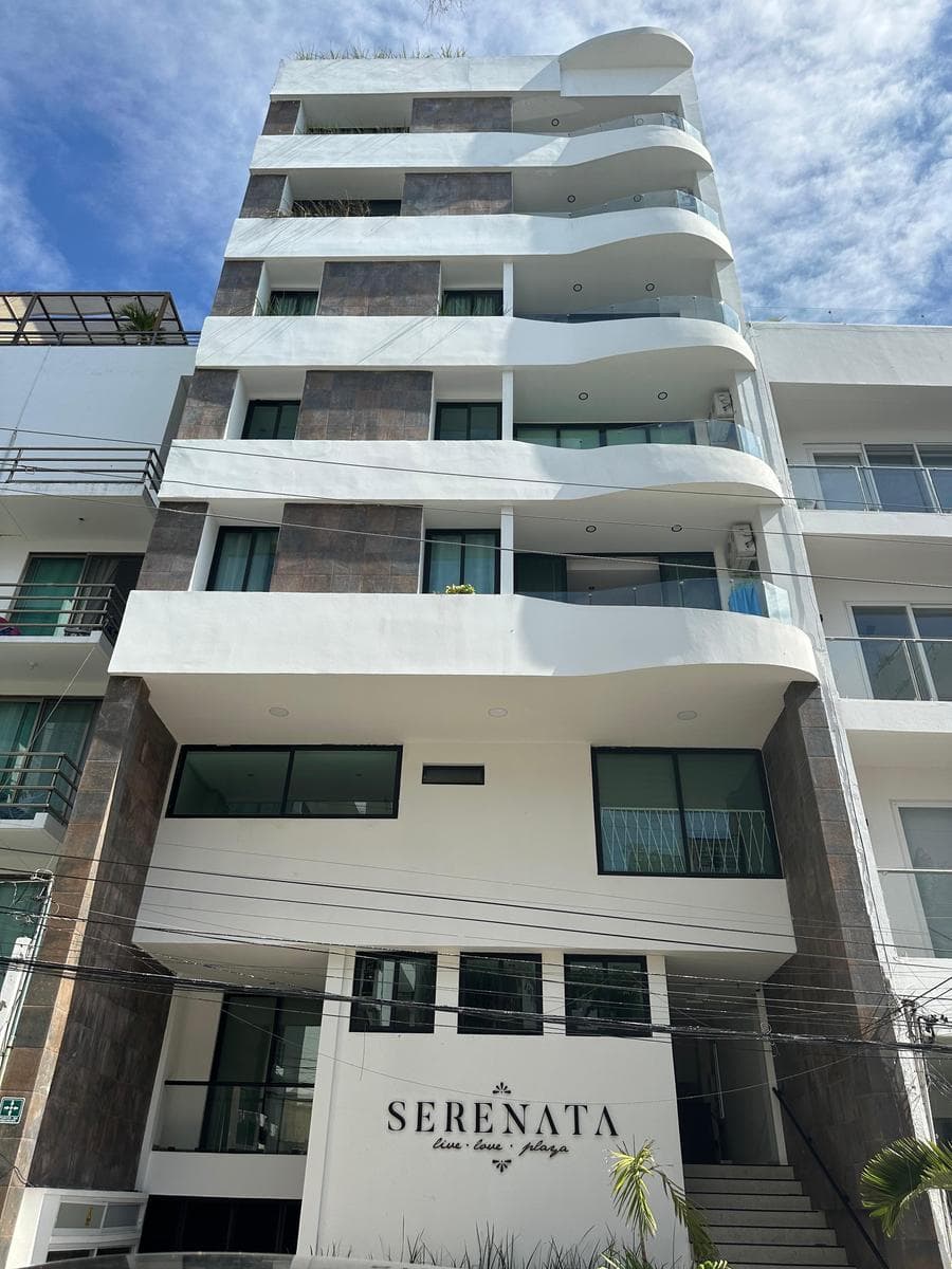 1-BEDROOM APARTMENT FOR SALE IN PLAYA DEL CARMEN NEAR THE BEACH
