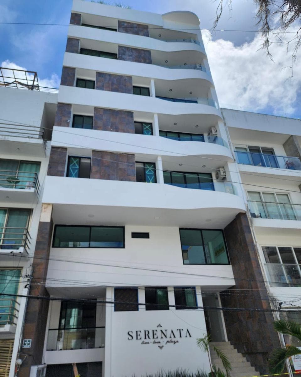 1-BEDROOM APARTMENT FOR SALE IN PLAYA DEL CARMEN NEAR THE BEACH