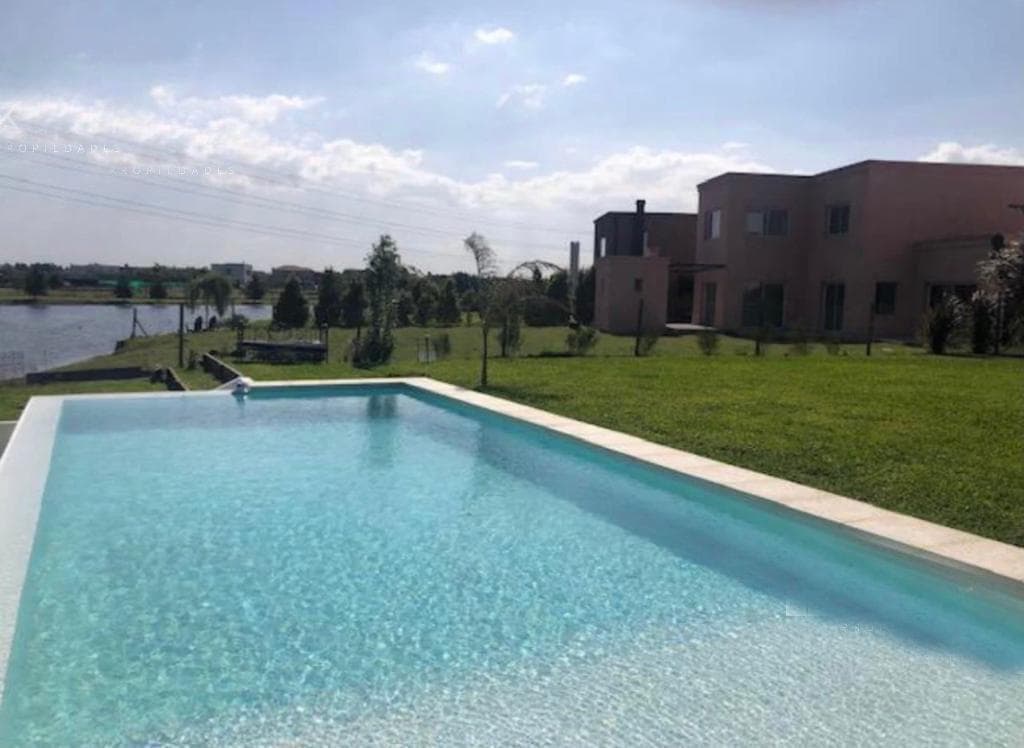 House for Rent in San Gabriel, Villanueva, Tigre
