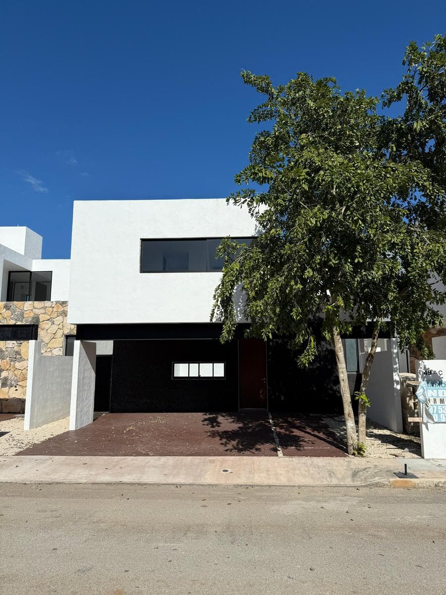 House for Sale in Conkal, Mérida—Beautiful House Near the Ocean