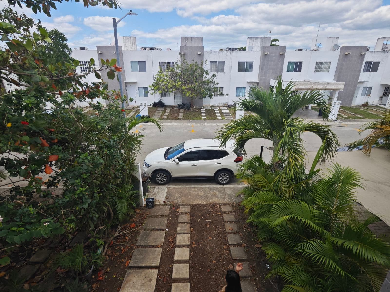 CASA EN RENTA DE 2 REC. SIN MUEBLES , EQUIPADA EN PLAYA DEL CARMEN