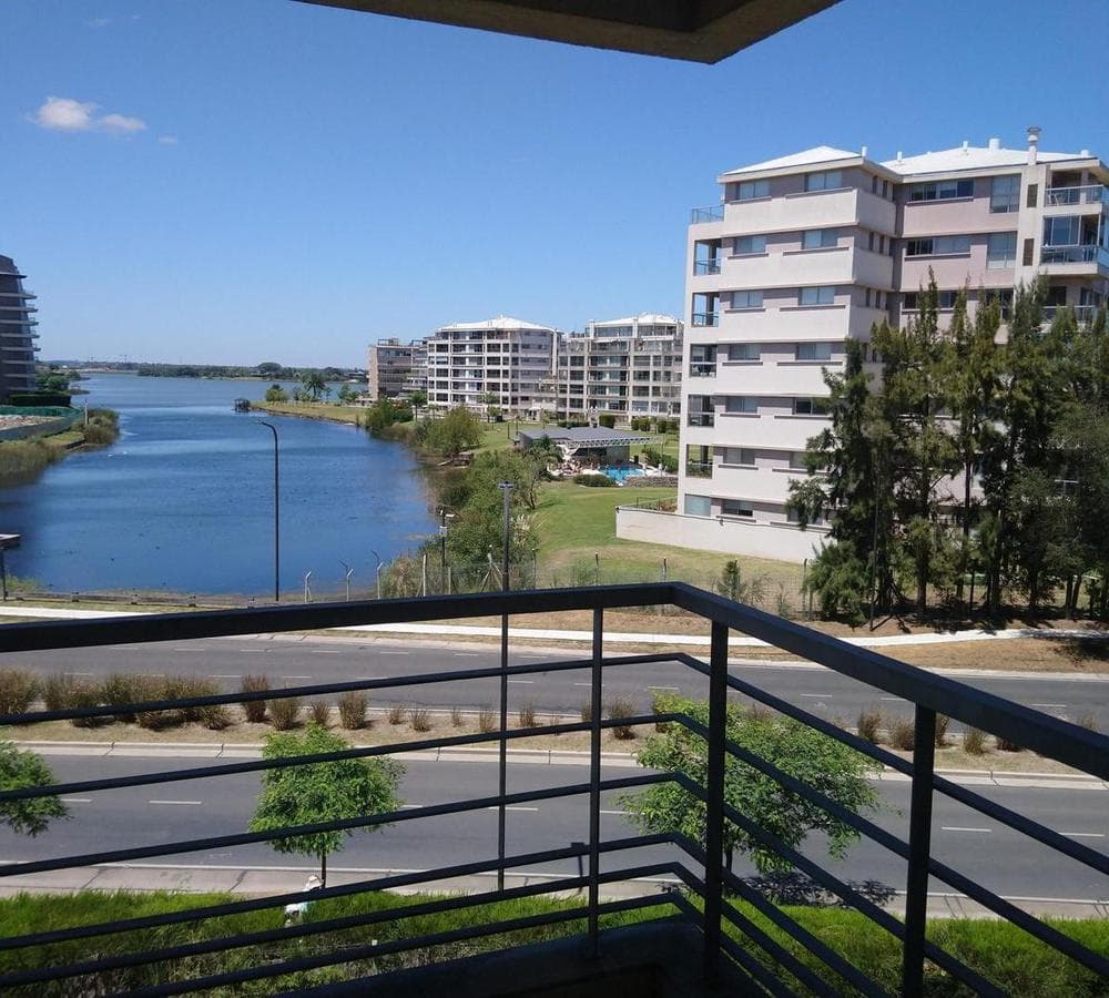 Furnished One-Bedroom Apartment for Short-Term Rent in Sendero, Nordelta, Tigre