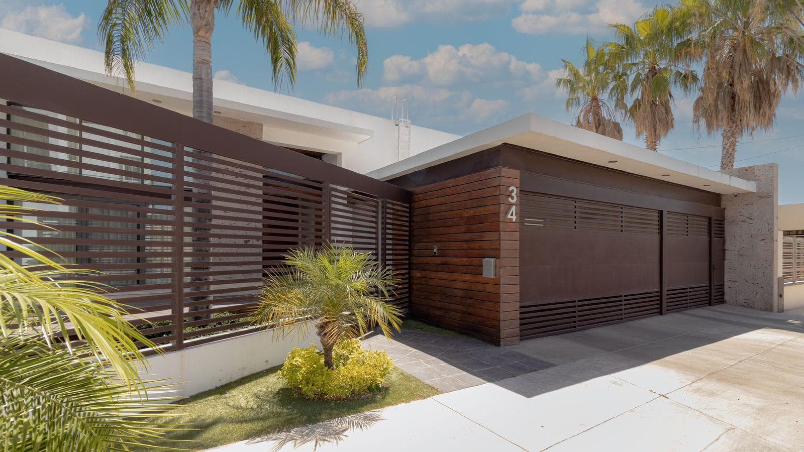 Luxury home in Cumbres Residencial for sale north of Hermosillo