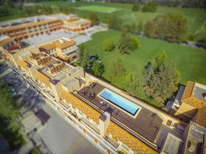 Brand-new 1- or 2-bedroom apartment - SUITABLE FOR PROFESSIONAL USE - Caamaño