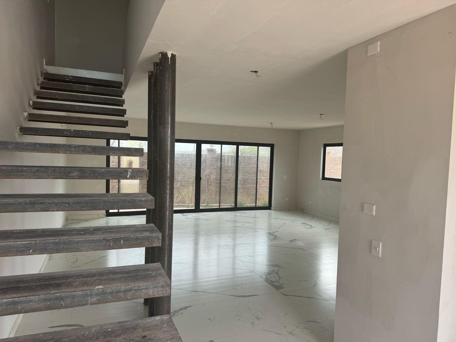 Brand-New House for Sale in Altozano Residencial