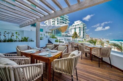Suit in Cancun, Oleo Condominium, For Sale