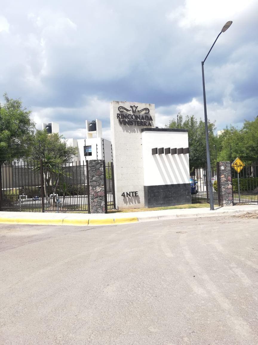 HOUSE FOR RENT IN RINCONES DEL MARQUES, QUERÉTARO