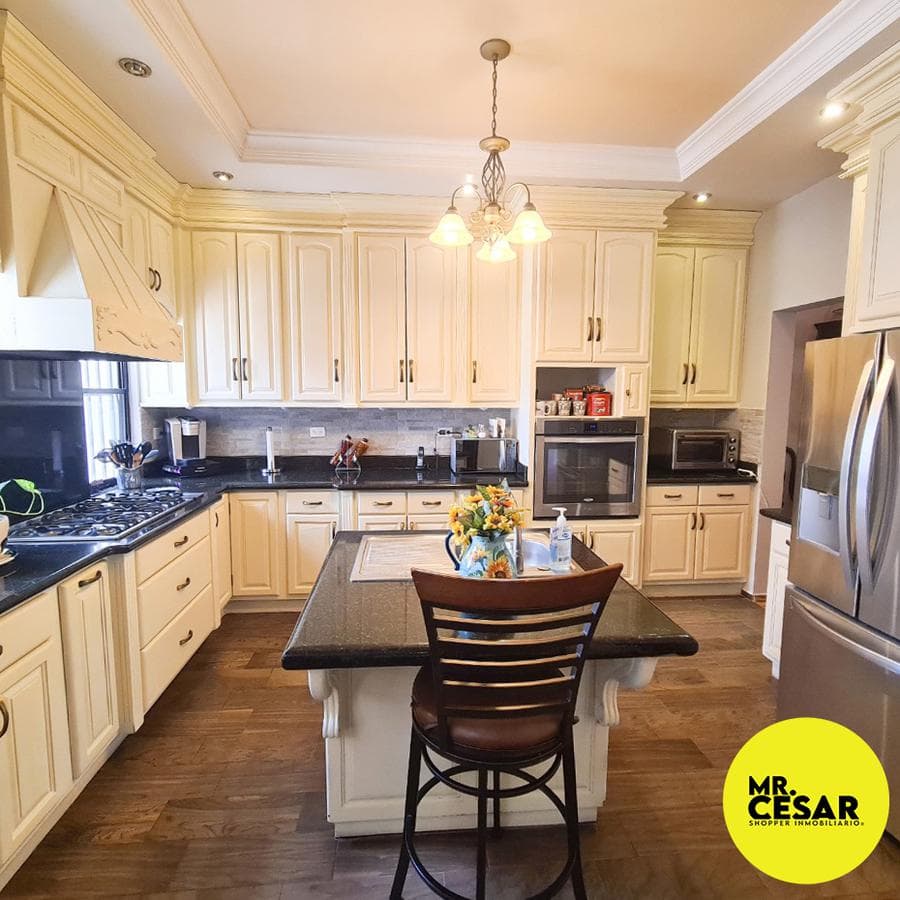 House for Sale in Santa Lucia Residencial