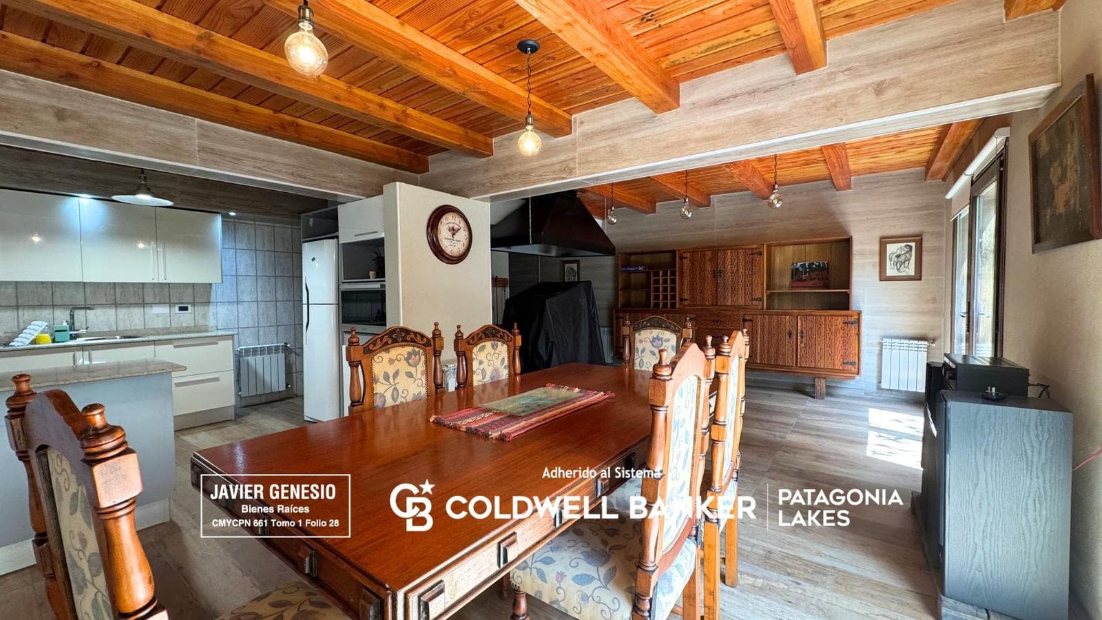 FOR SALE: 4-bedroom house, 227 m², 960 m² lot, Villa Correntoso, Villa la Angostura