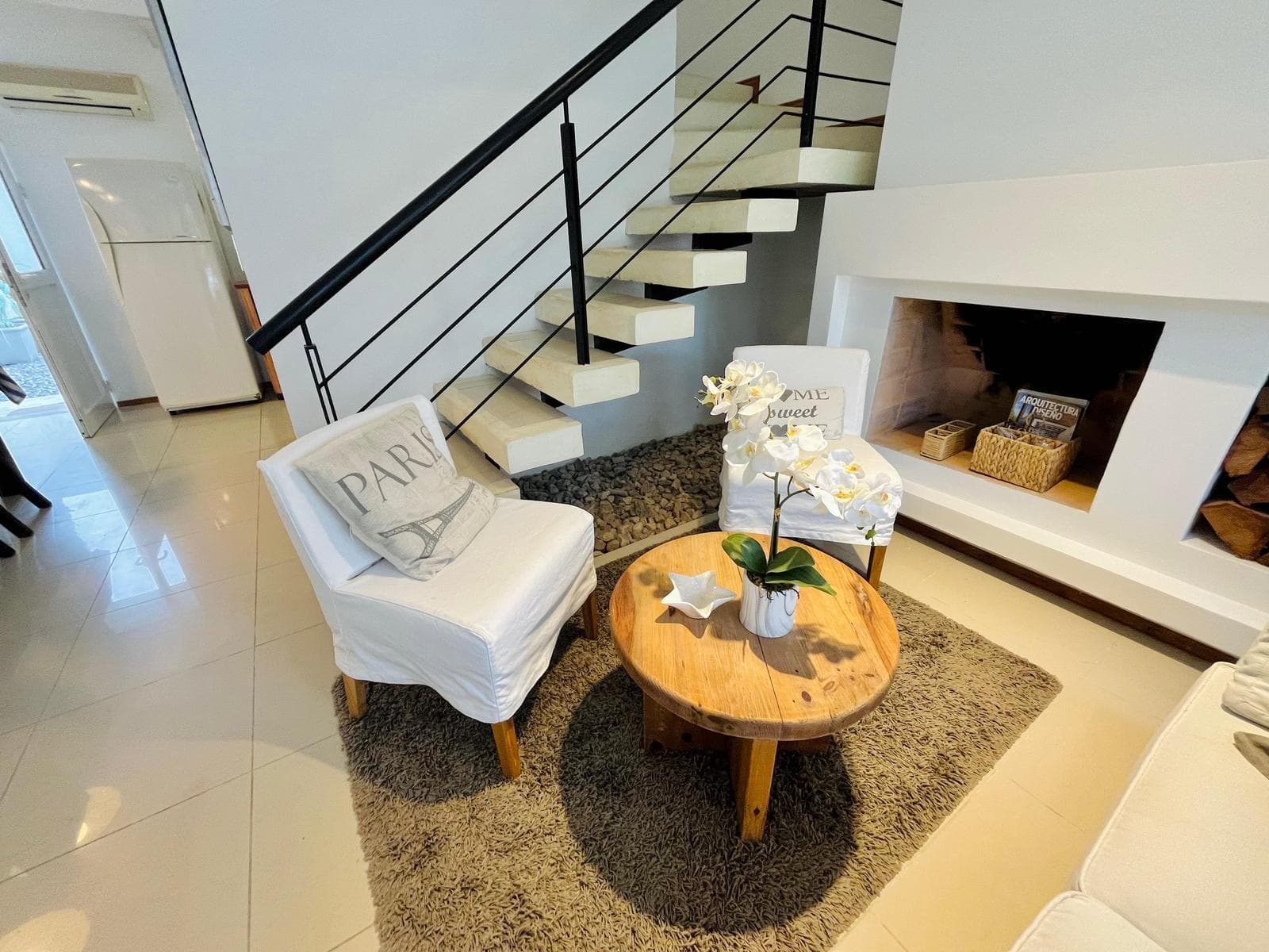 Manantiales 3-Bedroom Vacation Rental with BBQ Area and Upper Terrace