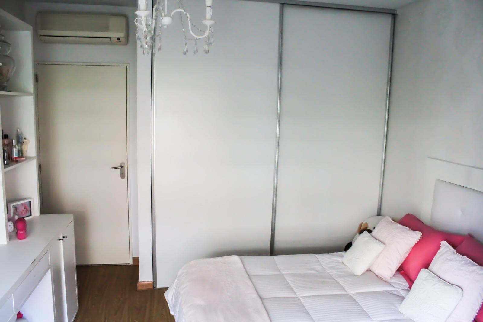 Departamento en Alquiler de 4 ambientes amoblado con cochera en Puerto Madero !!!Impecable estado