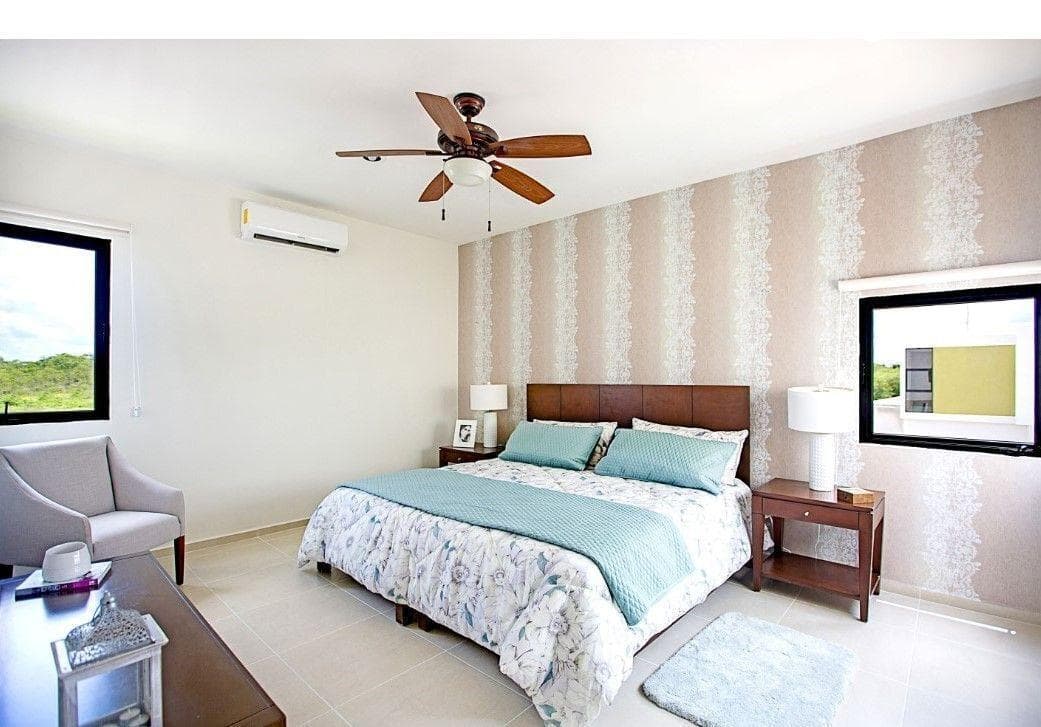 Three-bedroom house for sale in Mérida Real Montejo