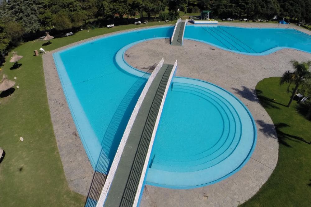 House in Pueblo Esther - Trade - Tennis - Rugby - Soccer - Swimming Pool