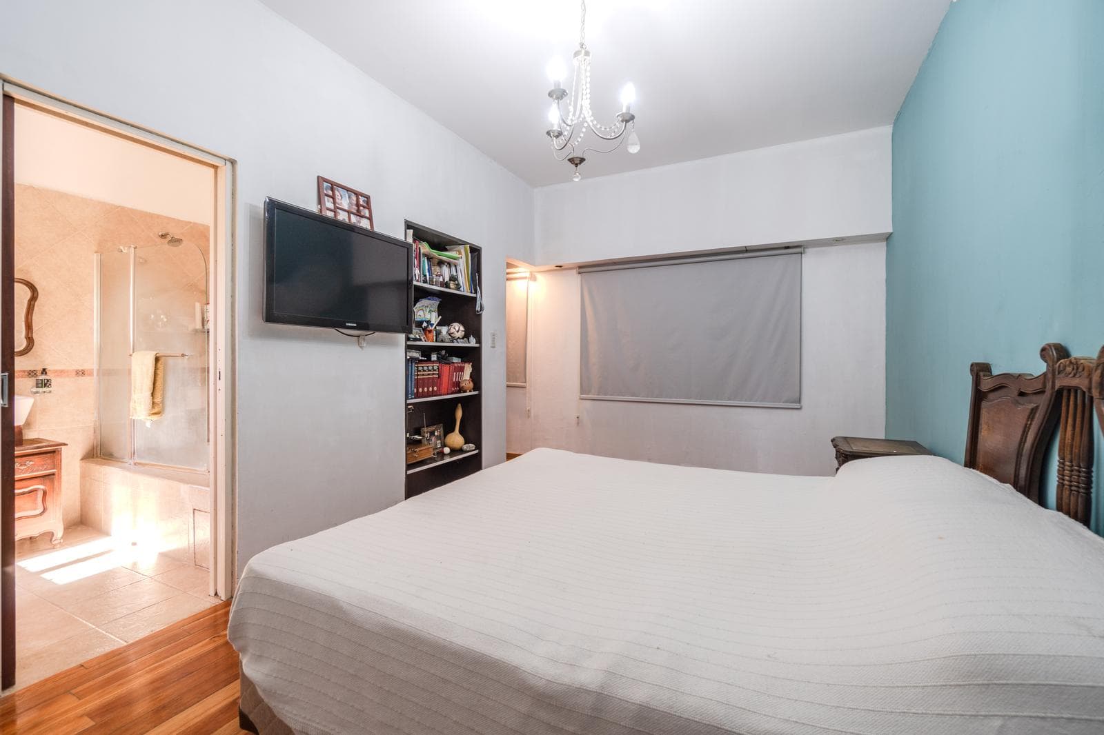 FOR SALE - 4-bedroom house with a yard and a pool - Funes - QUALIFIES FOR A MORTGAGE.