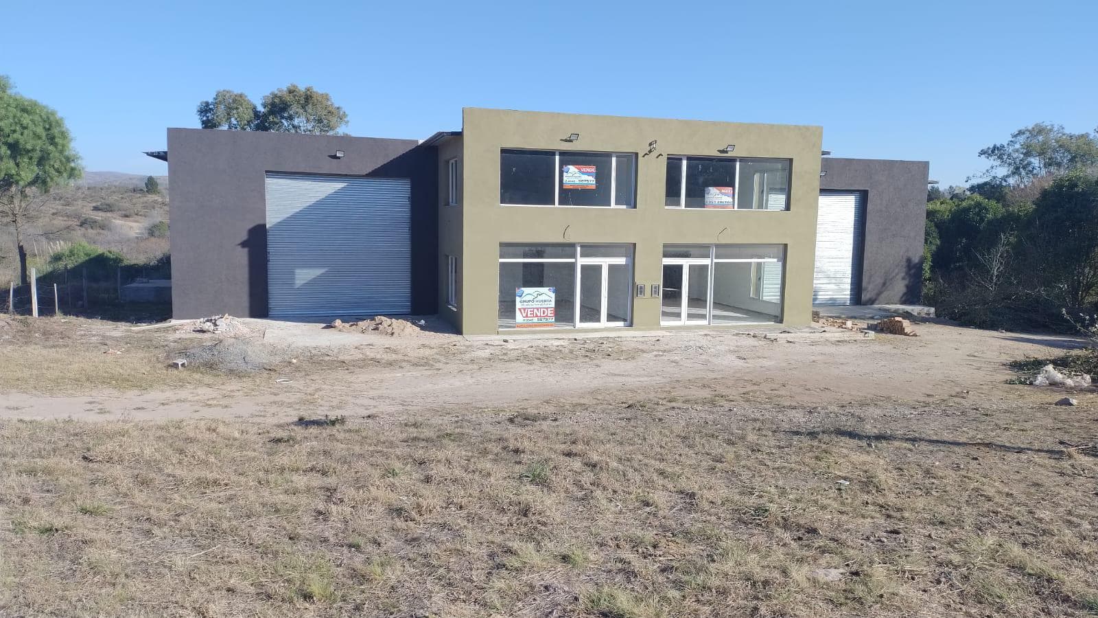 521-square-meter warehouse for sale located in Huerta Grande