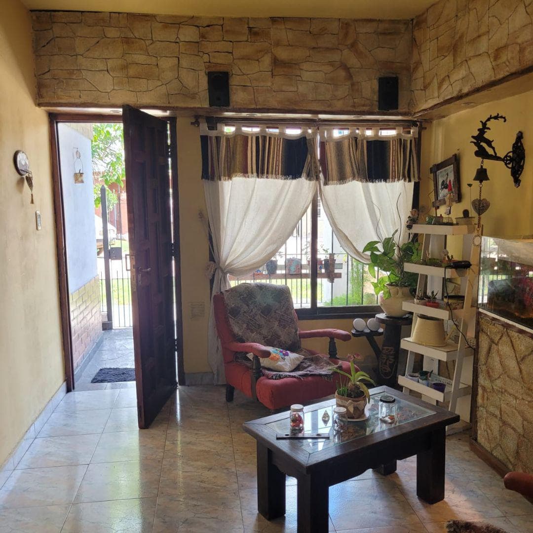 House for Sale in Merlo
