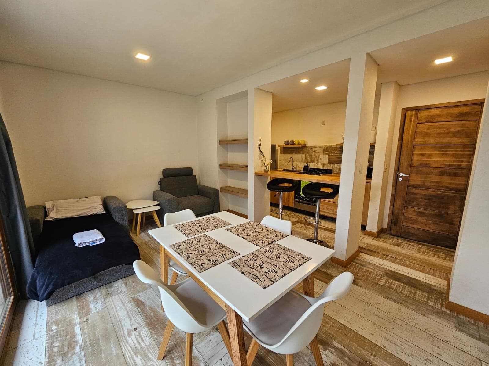 FOR SALE: 2-room apartment, approved for tourist use, with garage and barbecue area, Villa la Angostura