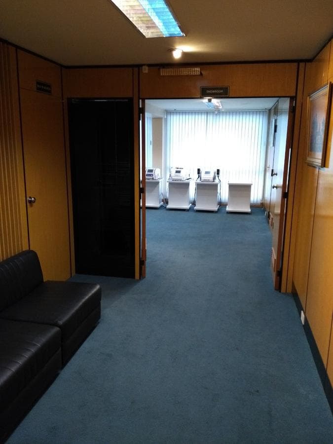 Oficina en venta impecable estado en Microcentro. Luminosa, espaciosa. Excelente ubicación.