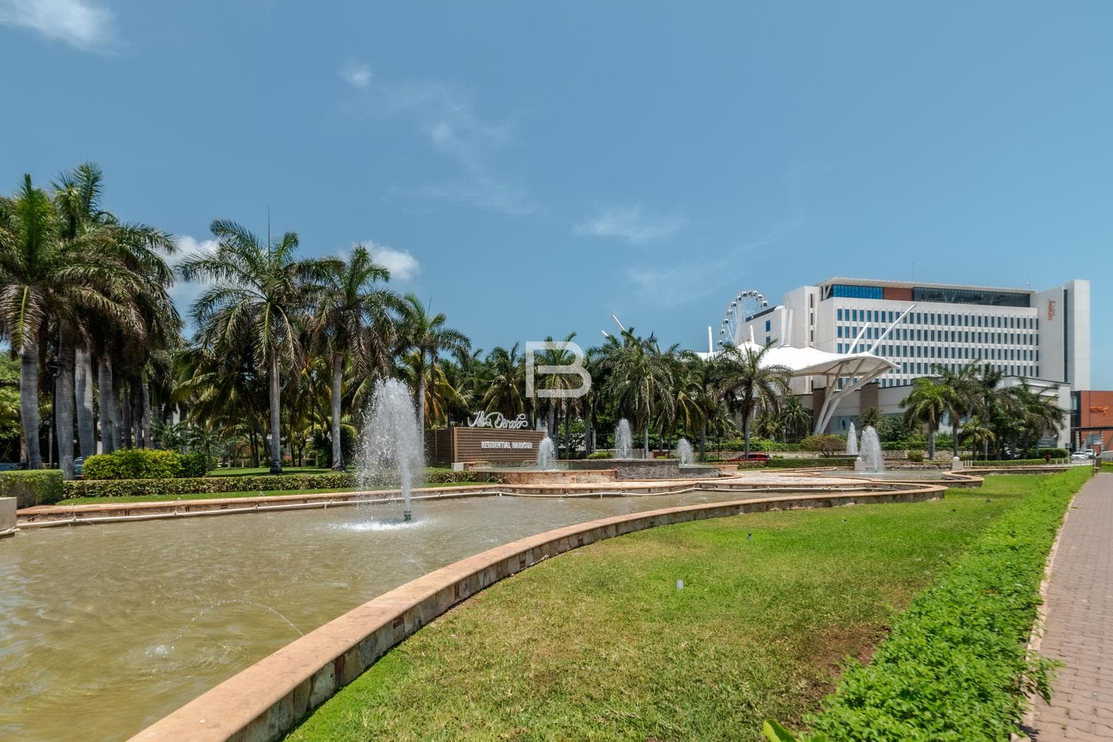 Isla Dorada: Apartment for Sale with a Dock