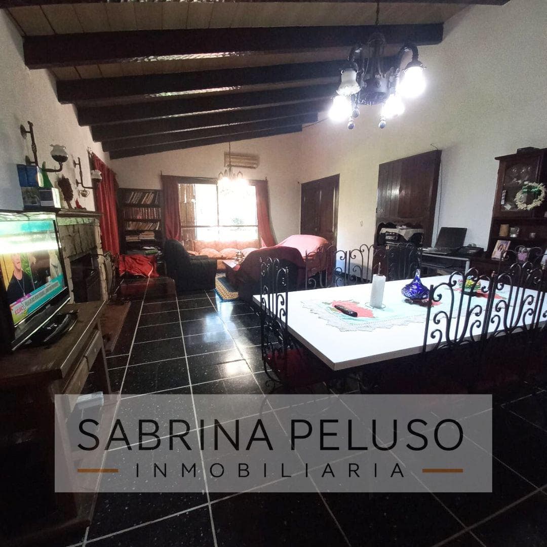 Country House for Sale in La Reja
