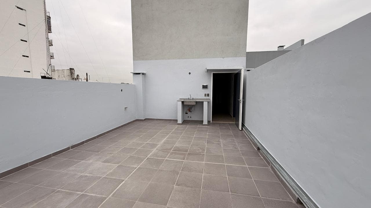 One-room apartment with its own terrace in San Cristobal