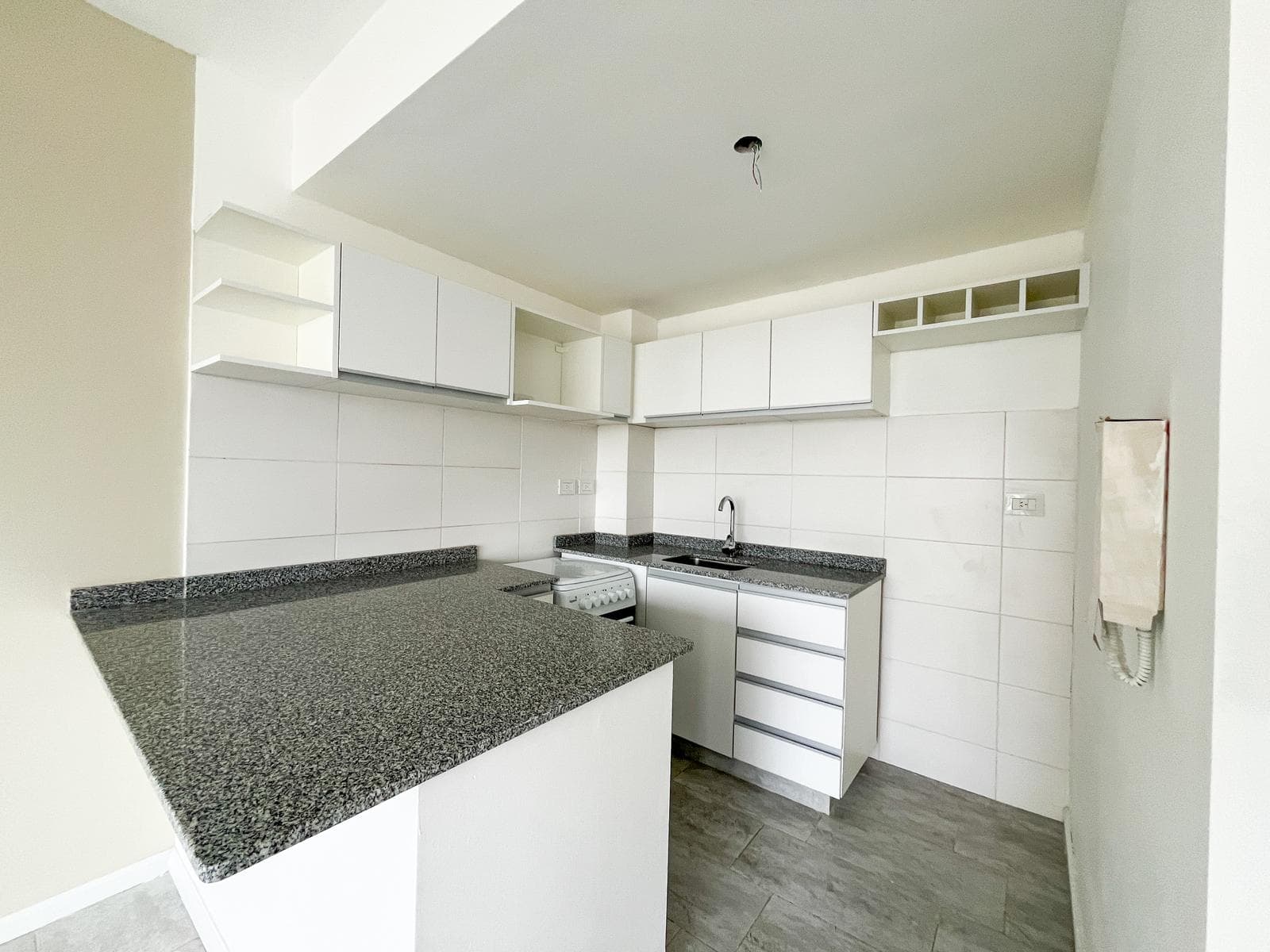 One-room apartment with its own terrace in San Cristobal