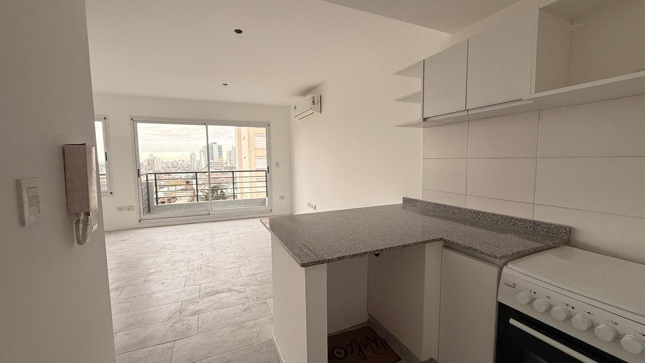 One-room apartment with its own terrace in San Cristobal