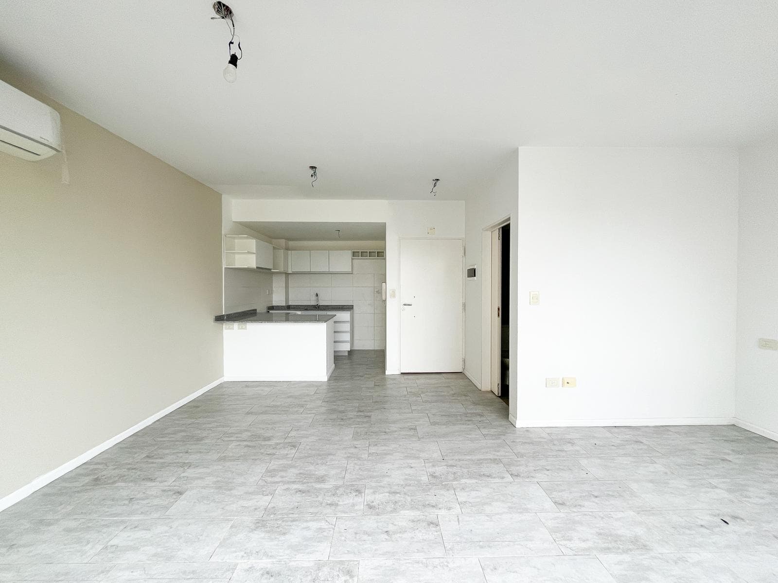 One-room apartment with its own terrace in San Cristobal