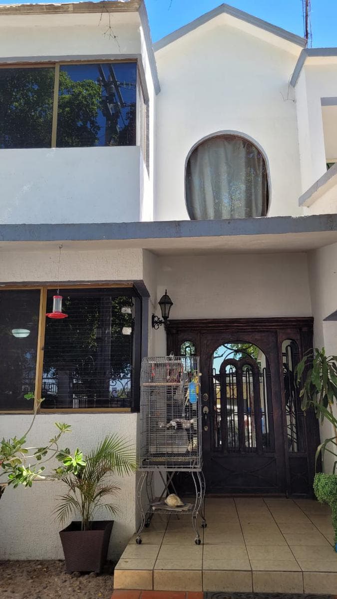House for Sale in Misión del Sol