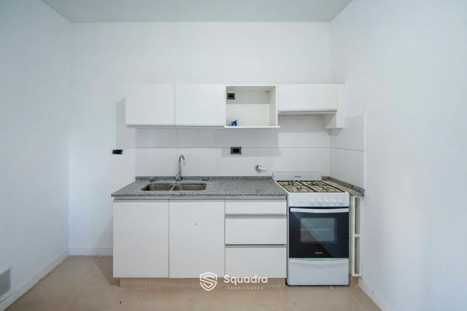 VENTA - Dúplex 3 dormitorios con cochera Patio y Terraza con parrillero - Fiserton, Rosario.