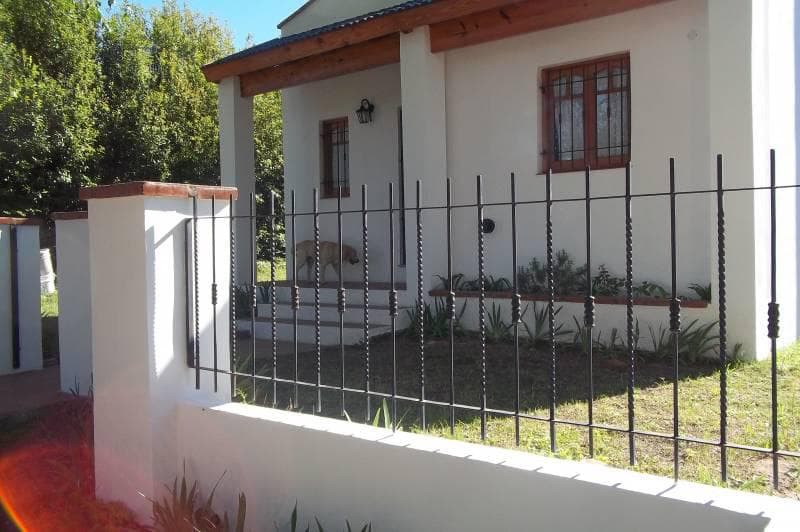 Excellent house with natural gas, great location, facing west