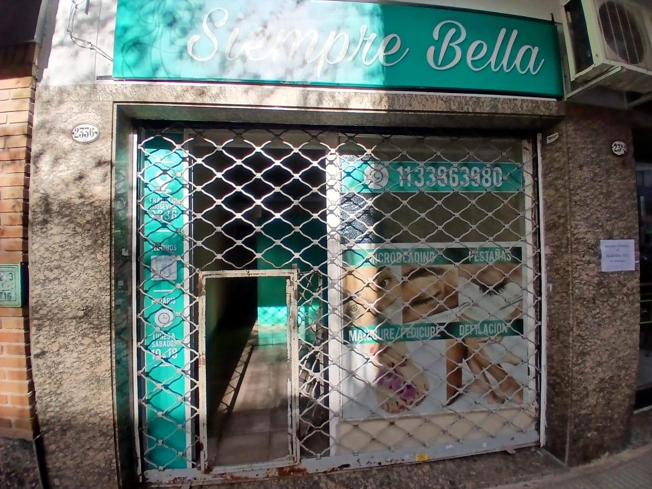COMMERCIAL SPACE WITH A LARGE WINDOW AVAILABLE FOR RENT. 25 M2. BELGRANO