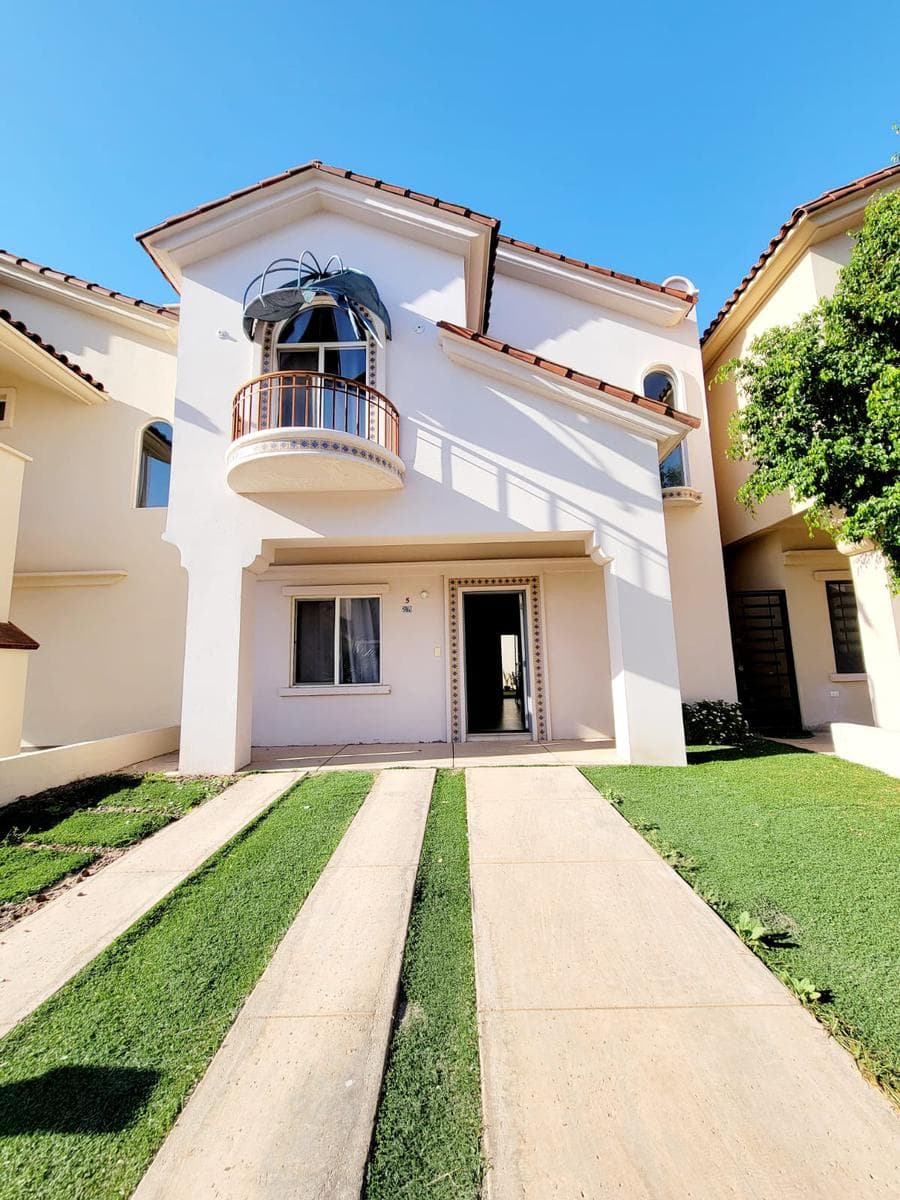House for rent in Real de Sevilla, Hermosillo Residential Area, Sonora.