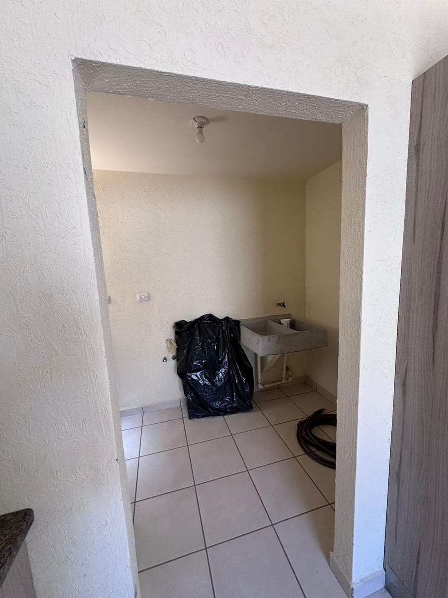 House for Sale in California Residencial, Northwest of Hermosillo