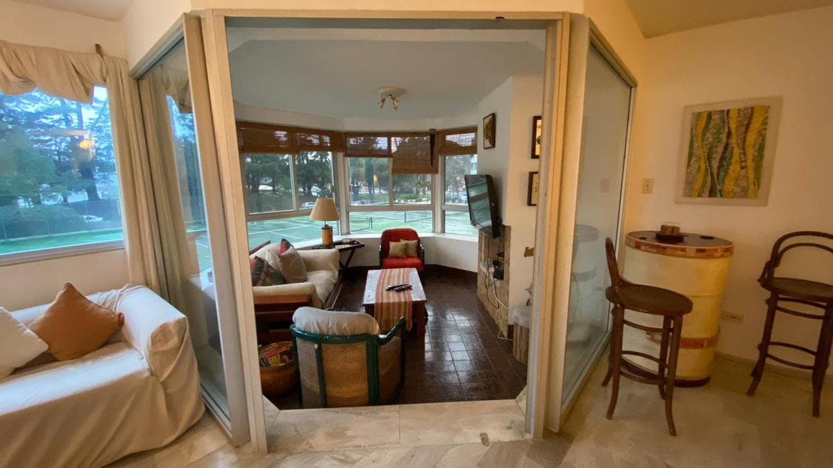 4-bedroom apartment with a terrace overlooking Roosevelt