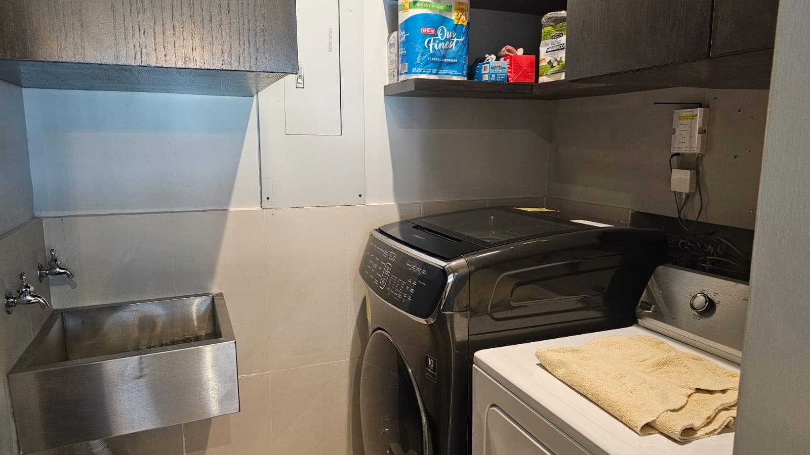APARTMENT FOR RENT IN TORRE SAQQARA