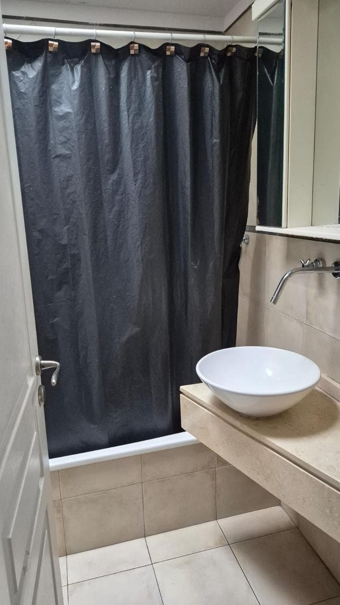 PH STYLE, 4 ROOMS, SEPARATE ENTRANCE, GARAGE, VERY LOW MAINTENANCE FEES