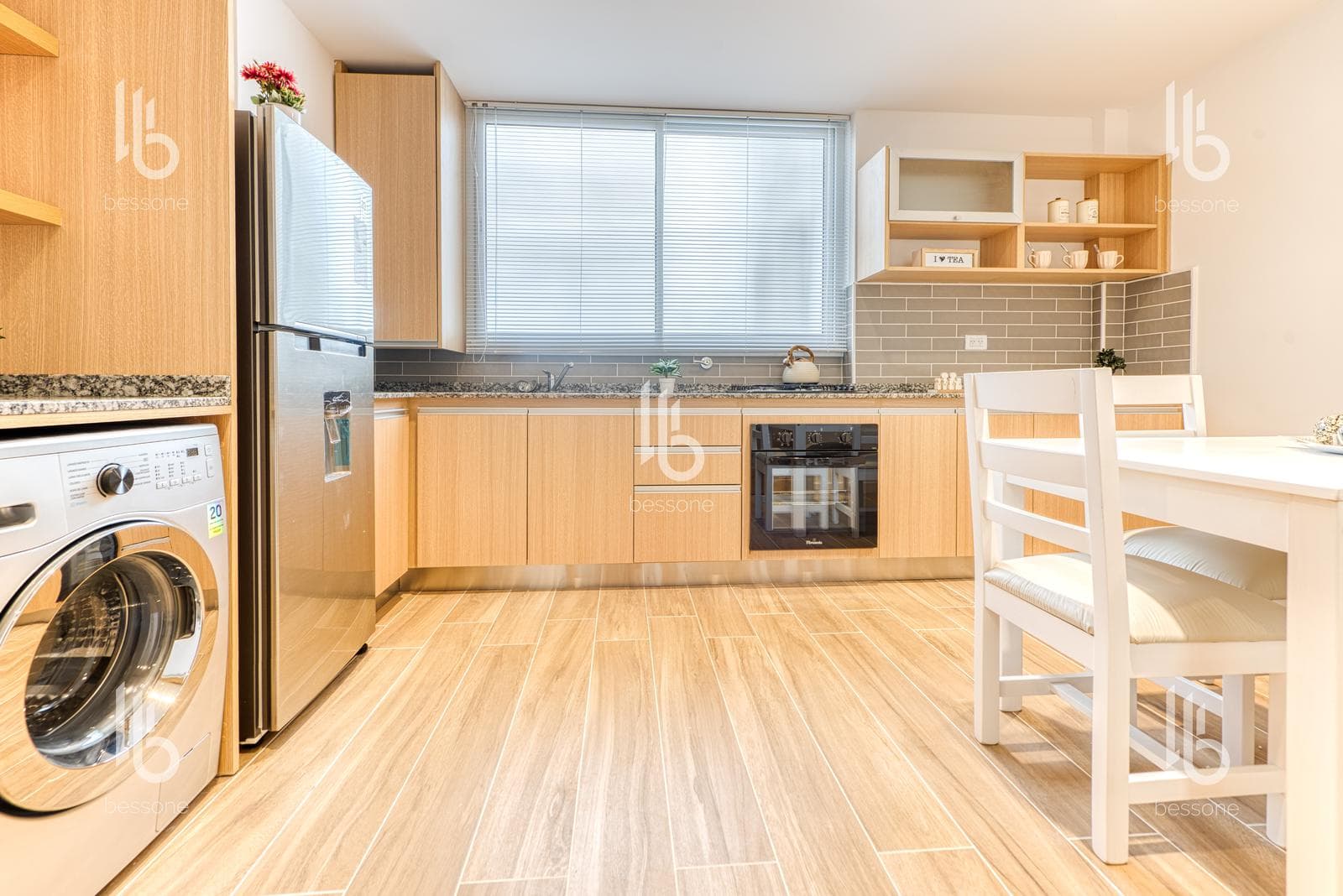 3-Room Apartment with Balcony, Recycled Furniture, Downtown Area