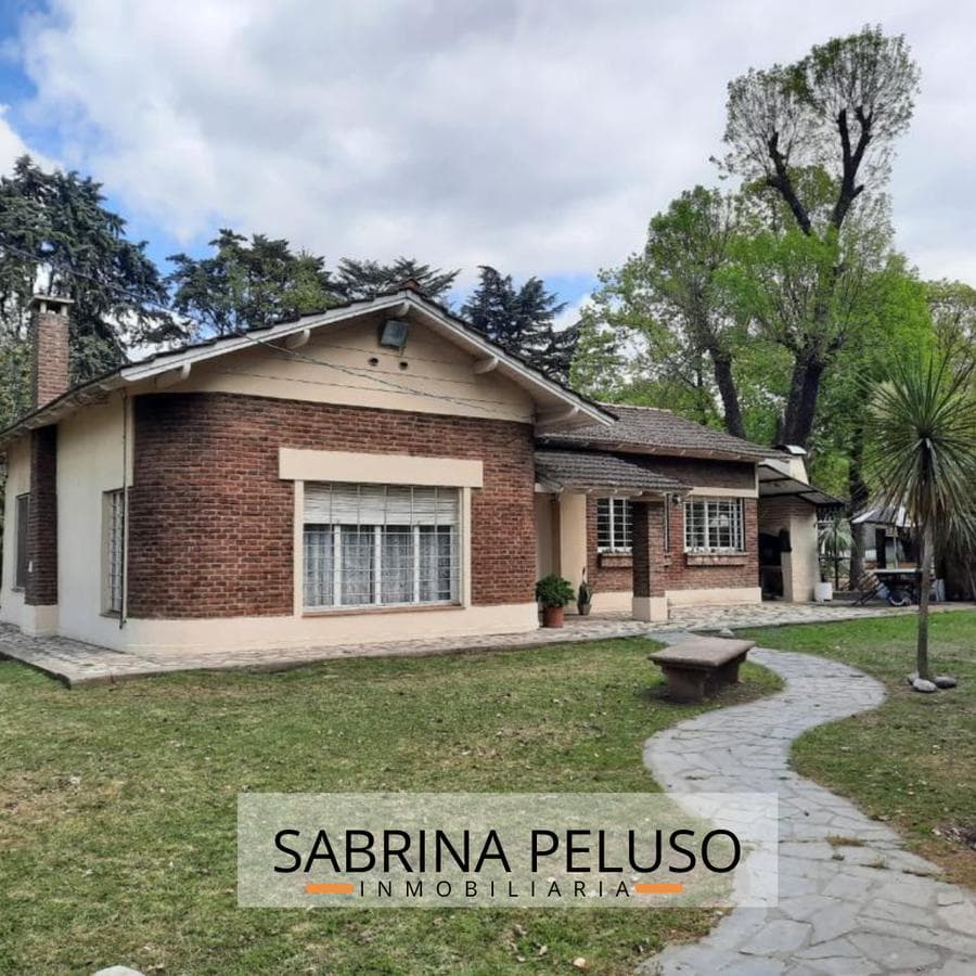 For Sale: Francisco Alvarez Country House