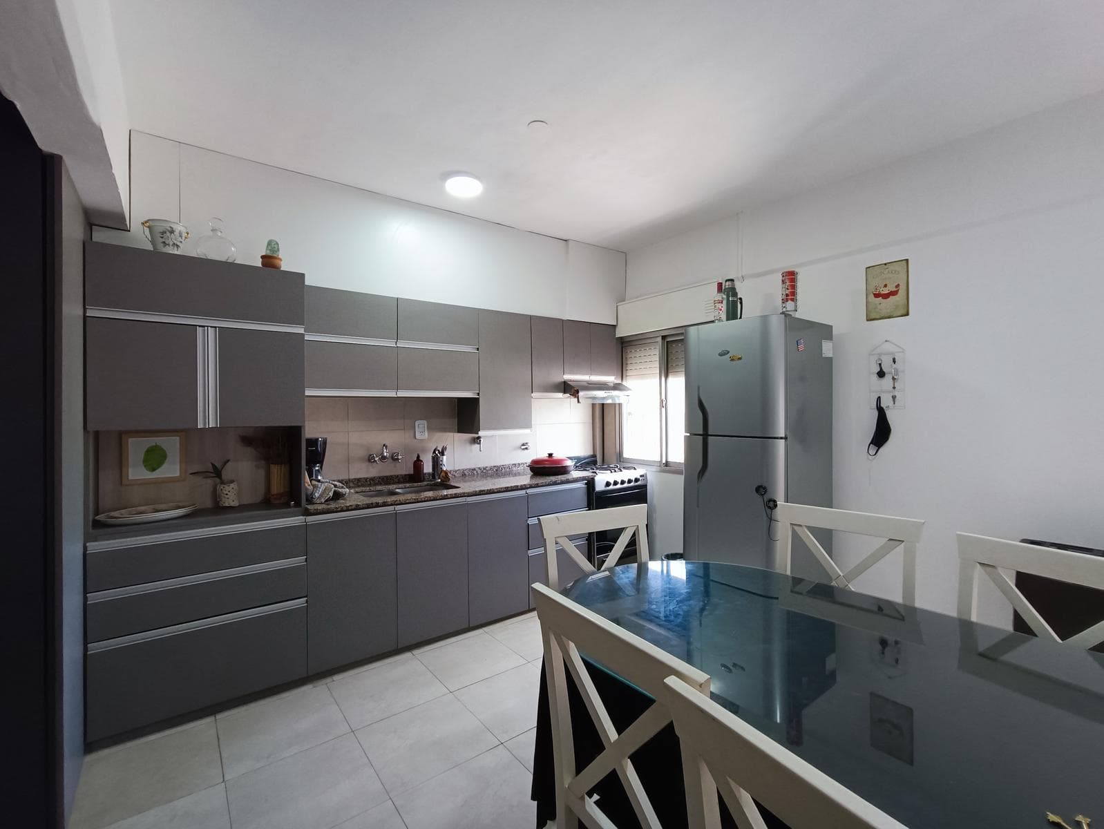 FOR SALE - 2 Upper-floor Apartments and a Warehouse - Belgrano, Rosario.