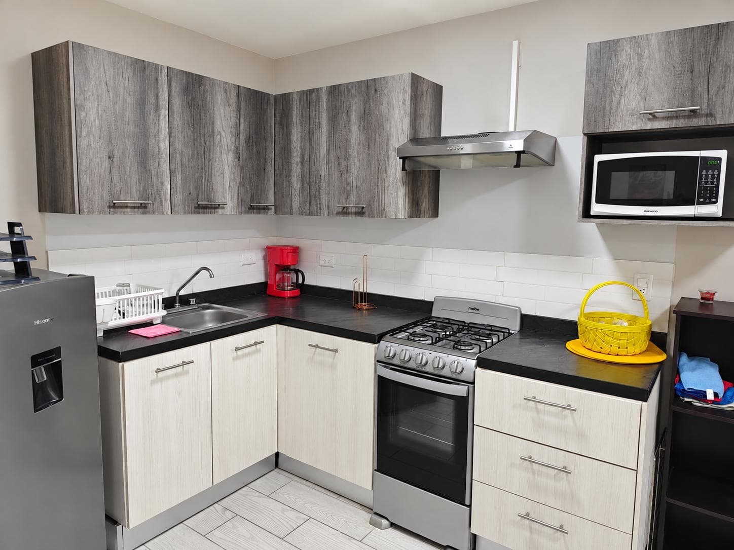 Furnished 1-Bedroom Apartment Near Centro Maya, Playa del Carmen